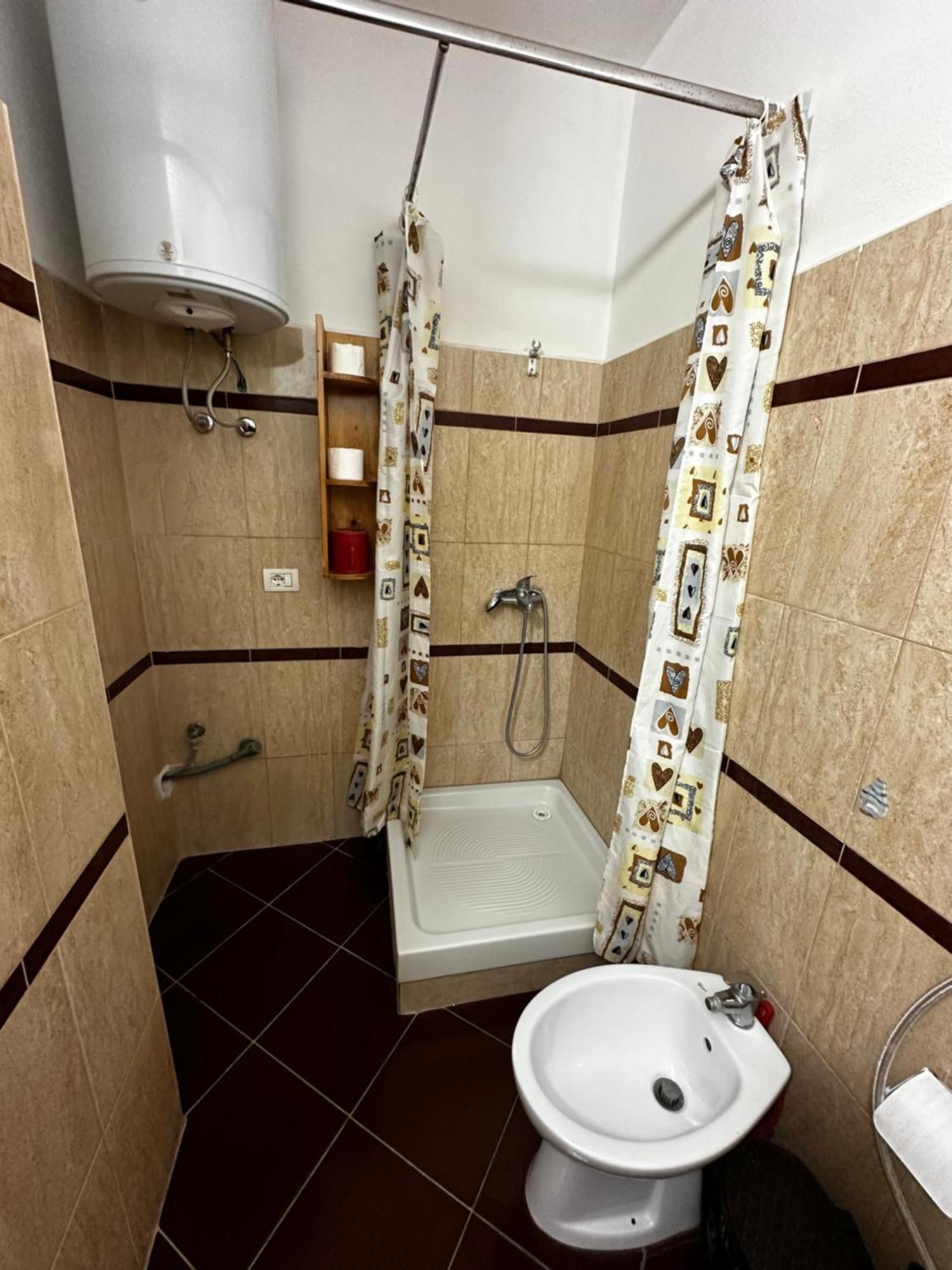 Romance Holiday Garden Inn Durrës Extérieur photo