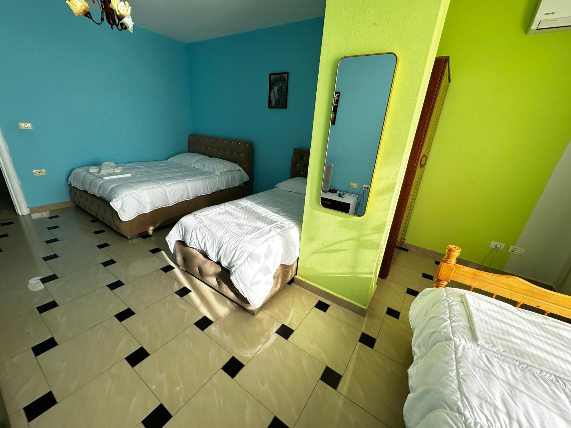 Romance Holiday Garden Inn Durrës Extérieur photo