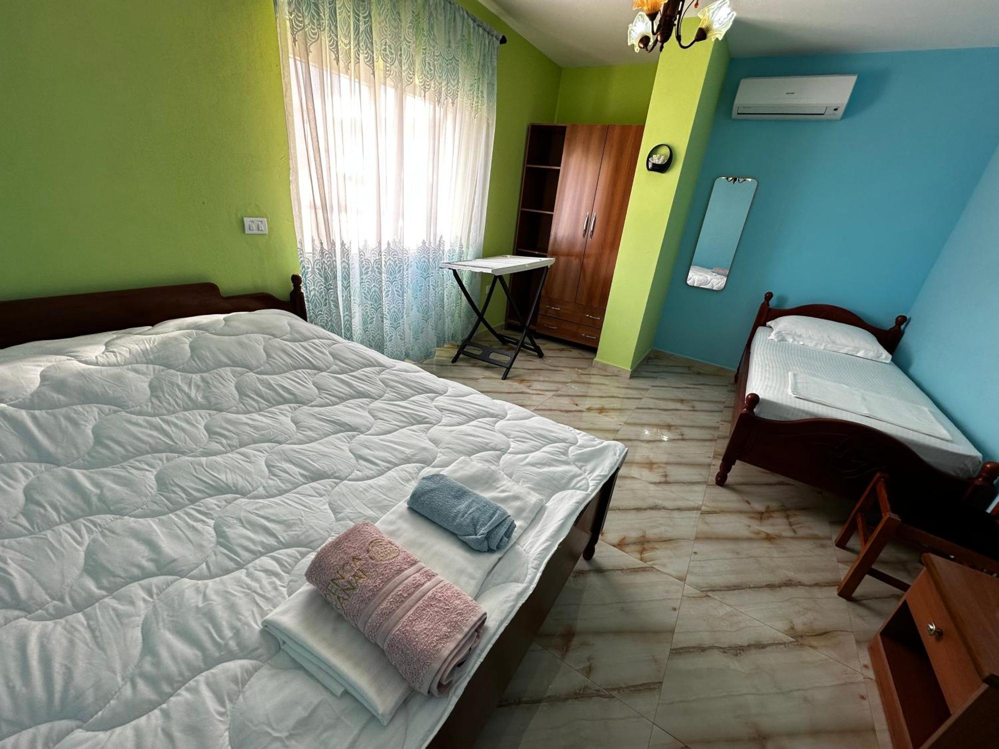 Romance Holiday Garden Inn Durrës Extérieur photo
